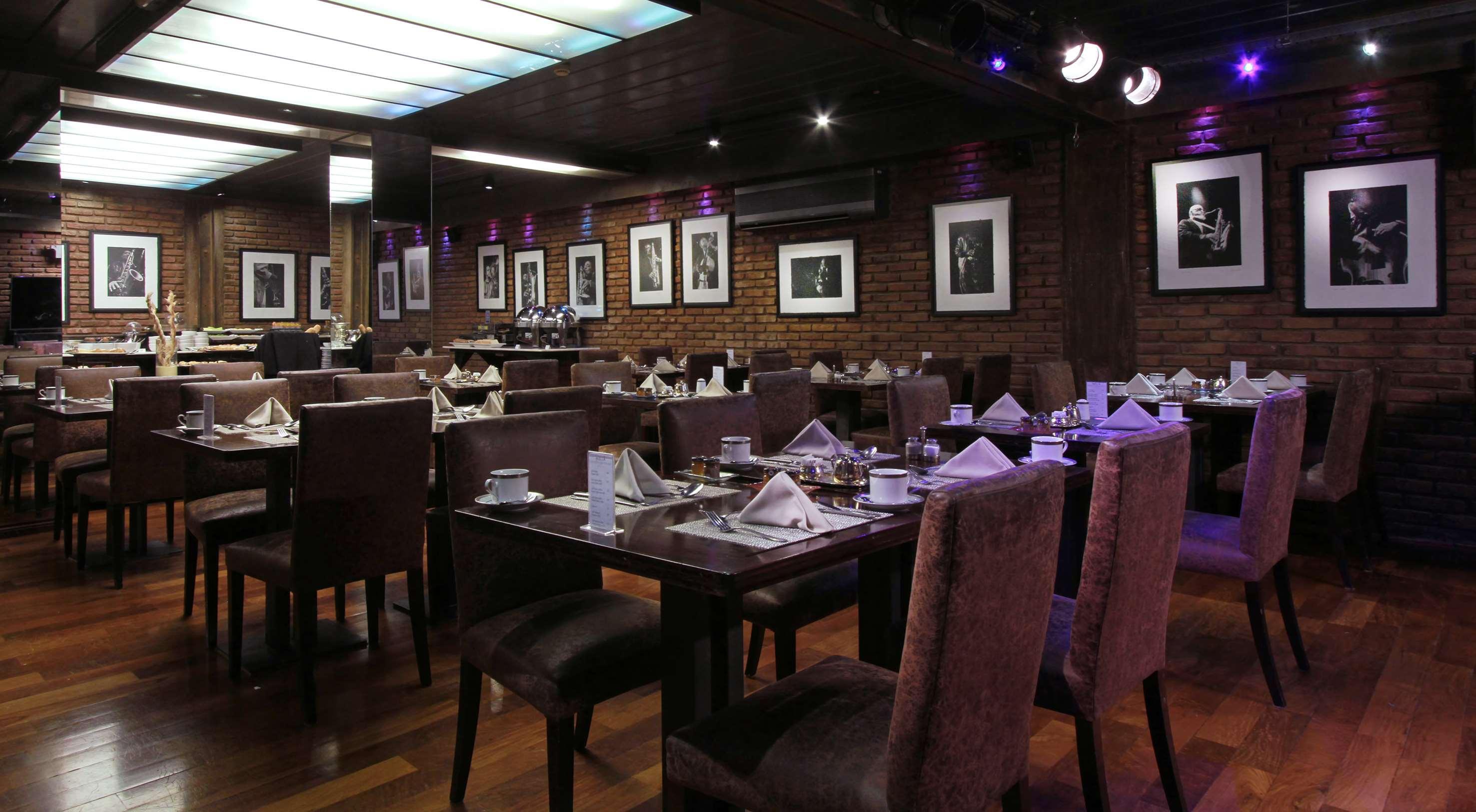 Melia Recoleta Plaza Hotel Buenos Aires Exterior foto Interior of the restaurant